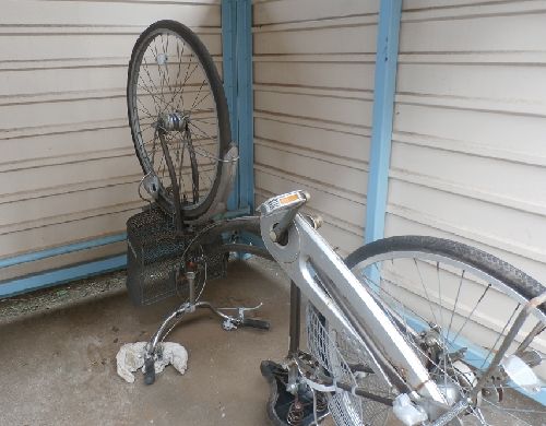 自転車 前輪 パンク し やすい